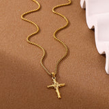 Cartier™ — Collier Croix