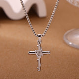 Cartier™ — Collier Croix